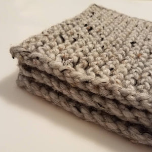 Gray Marble Beginner Knit Kit, Easy Potholder Knit Box, New Knitter Project, Starter Chunky Knit Idea, DIY Knitted Kitchen Accessory