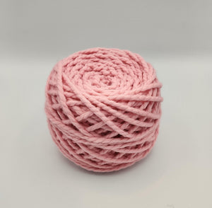 Super Bulky Yarn, Size 6, Pink Acrylic Wool Blend, 6 oz, 171 grams, 106 yards